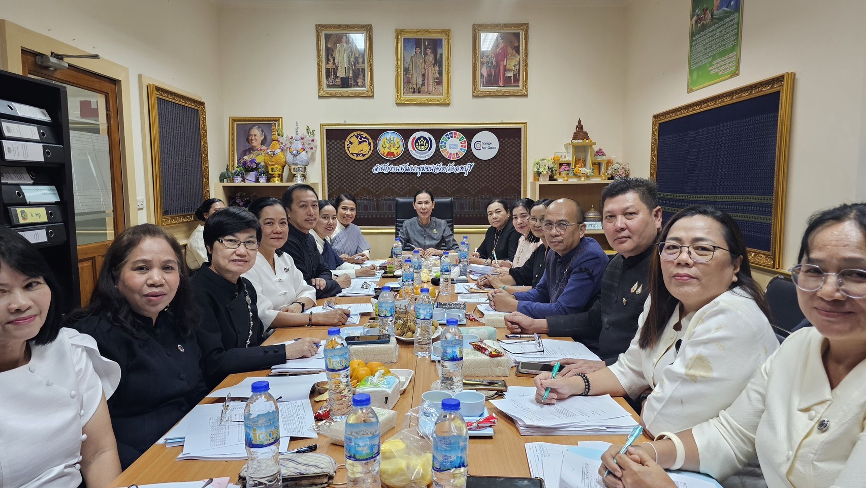 จังหวัดลพบุรี อำเภอท่าหลวง โดย สำนักงานพัฒนาชุมชนอำเภอท่าหลวง เข้าร่วมประชุมผู้อำนวยการกลุ่มงานและพัฒนาการอำเภอ ครั้งที่ 1/2569 ประจำเดือนมกราคม 2569